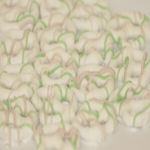 Easter Pretzels - 10075186601164